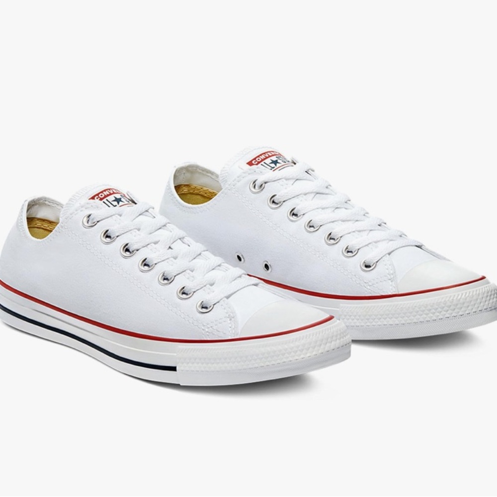 Brand new converse never wore.